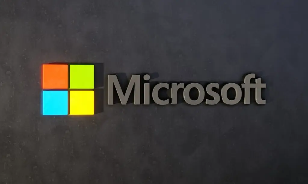 Microsoft Outage Disrupts Global Services at Airlines, Banks, LSE