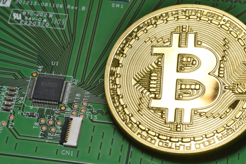 Bitcoin: maxim la $57,800 într-o încercare de a depăși rezistența lunii Februarie