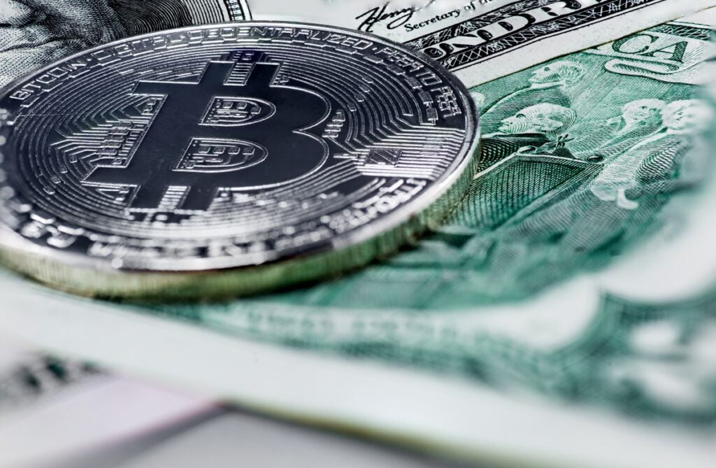 Bitcoin: Ce indicator semnalează o creștere uriașă pentru prețul BTC, până în Decembrie?