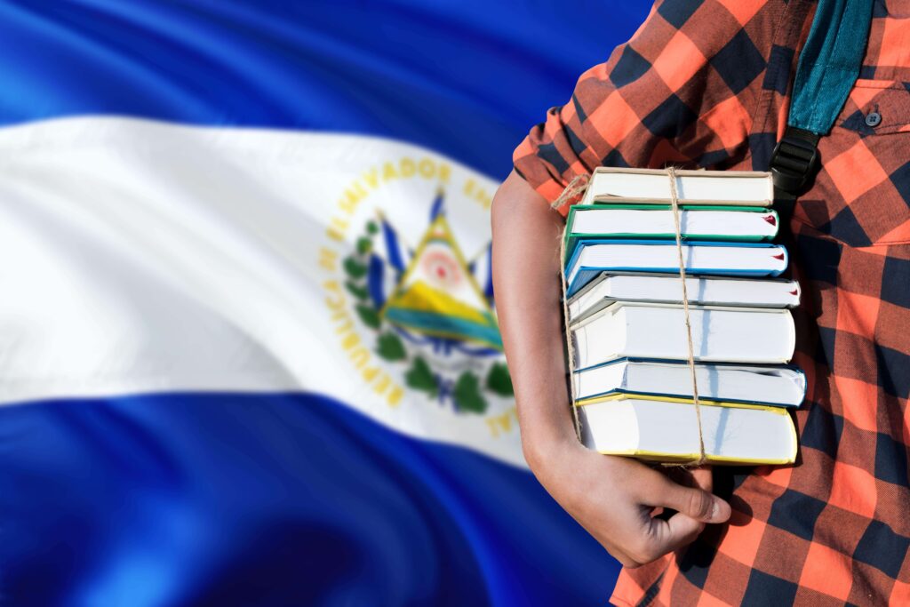 El Salvador va folosi profiturile câștigate din Bitcoin pentru a construi 20 de școli