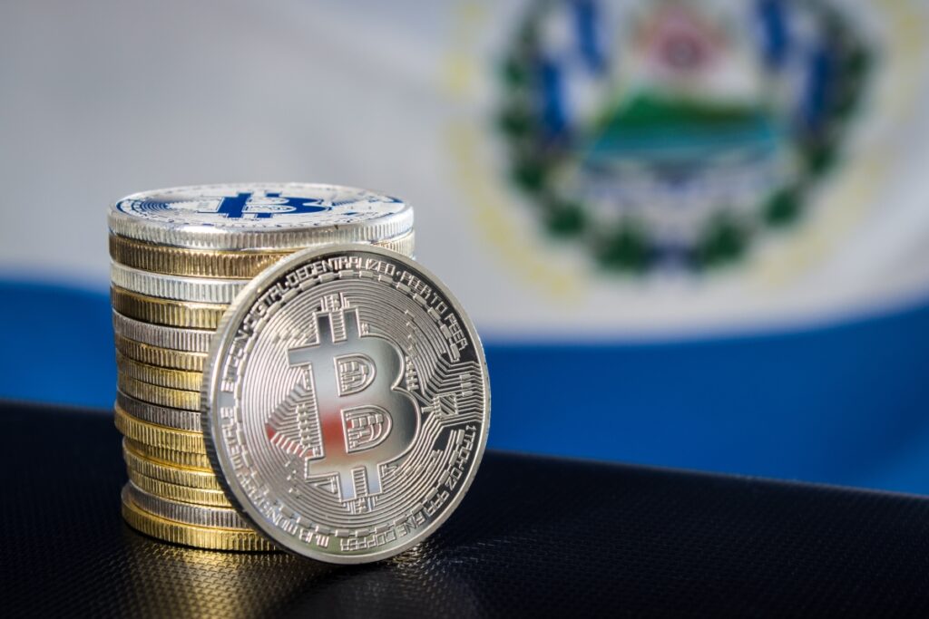El Salvador cumpără 21 de Bitcoin, sărbătorind astfel 21 Decembrie 2021 (21.12.21)