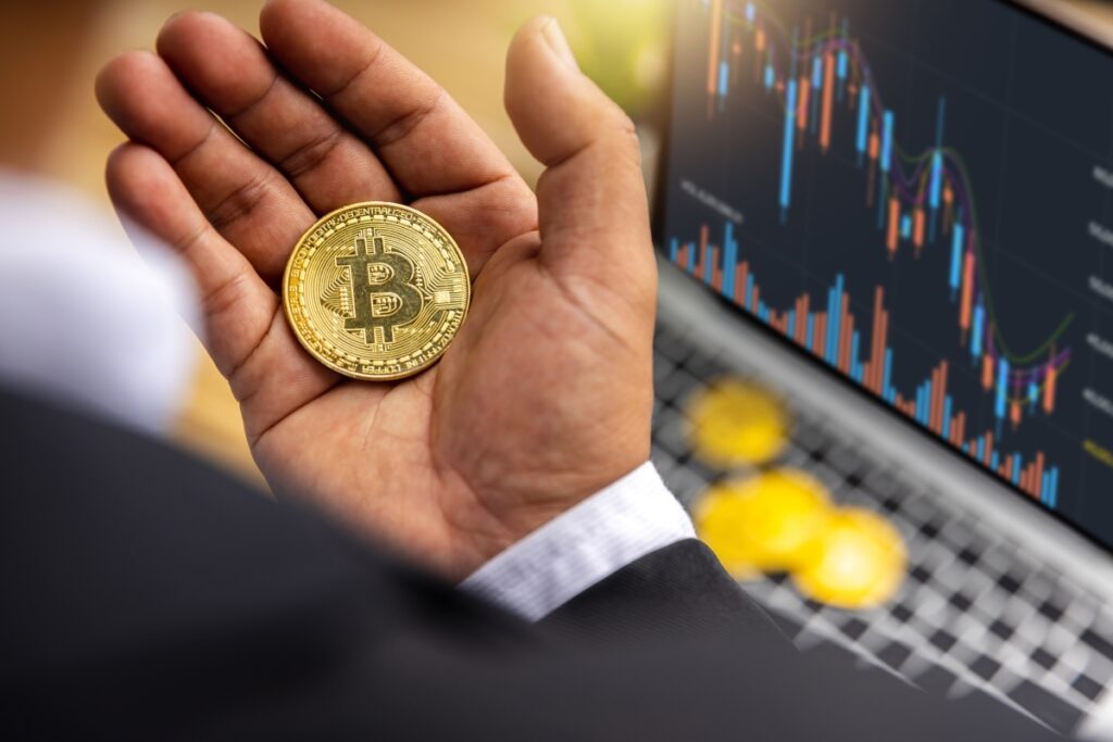 Bitcoin: Holderii veterani nu vând mai nimic, chiar dacă prețul a crescut cu 70% în 2021
