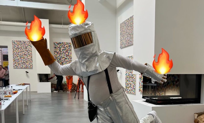 Primul proiect NFT al lui Damien Hirst: Artă în valoare de 10 milioane de dolari, arsă live