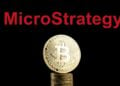 MicroStrategy cumpără Bitcoin în valoare de $1,5 miliarde, ridicându-și deținerile de BTC la 439.000