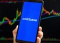 Coinbase listează TAO și PYTH astăzi